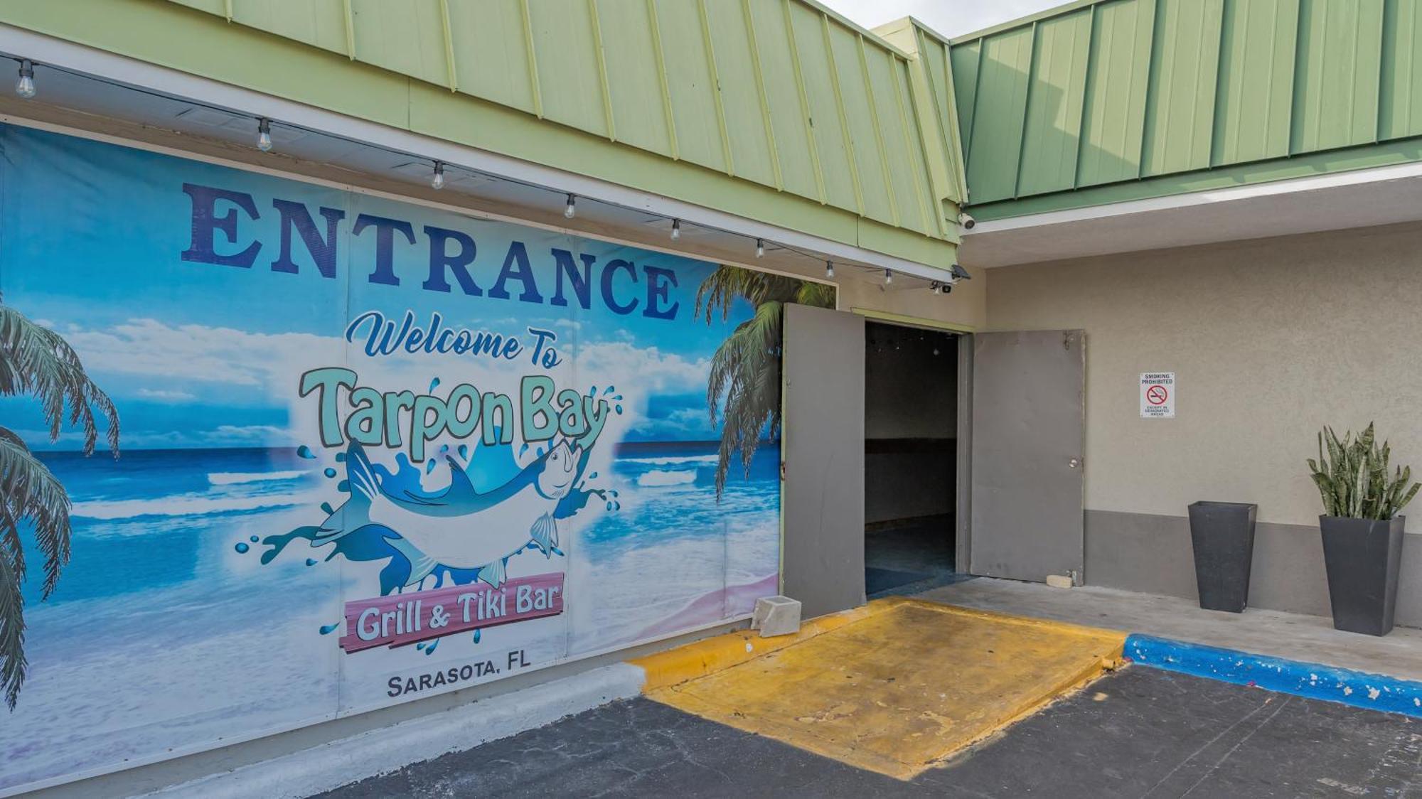 All-New Waterfront With Balcony,Pool,Tiki Bar,Gym Sarasota Dış mekan fotoğraf