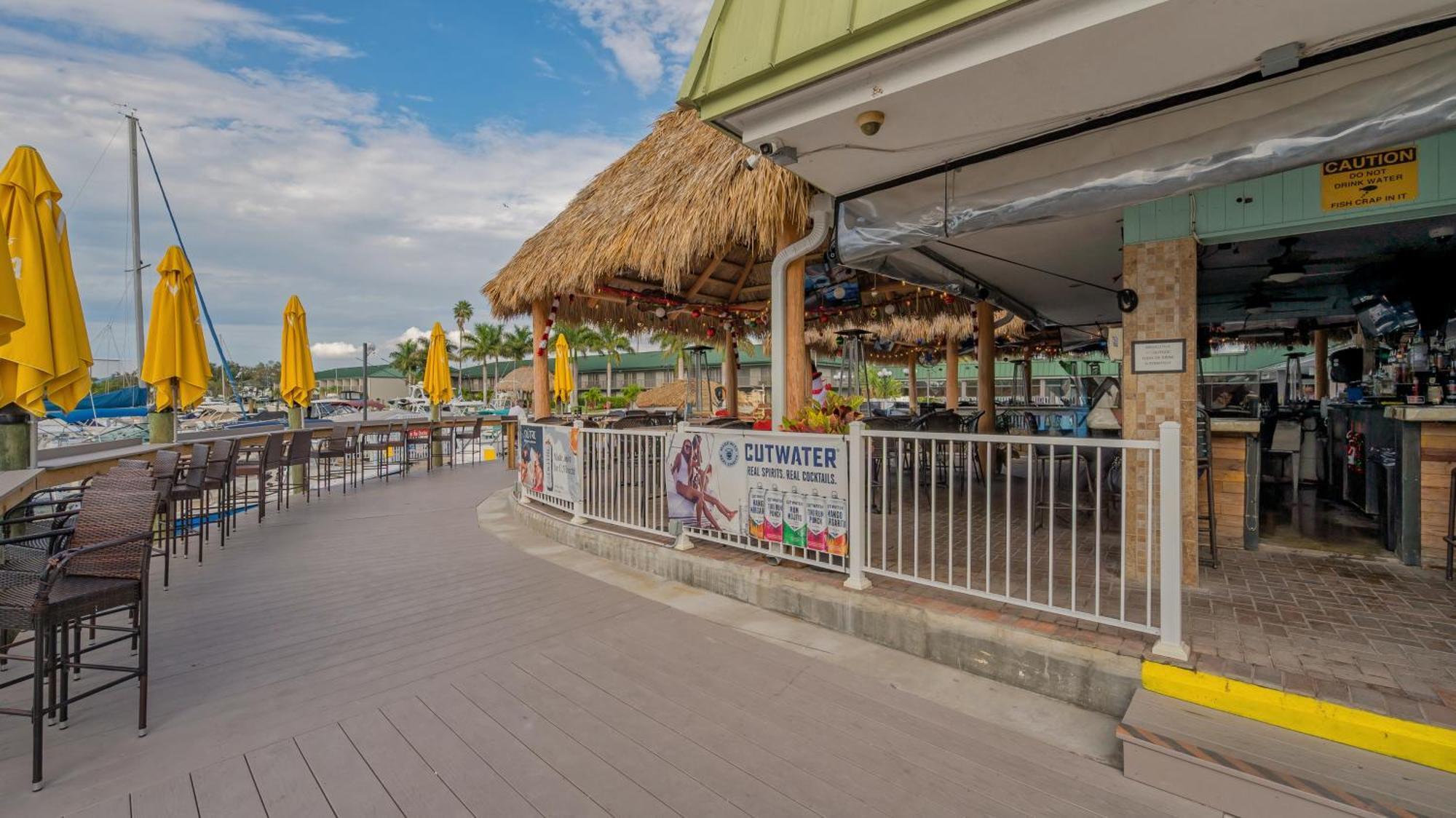 All-New Waterfront With Balcony,Pool,Tiki Bar,Gym Sarasota Dış mekan fotoğraf