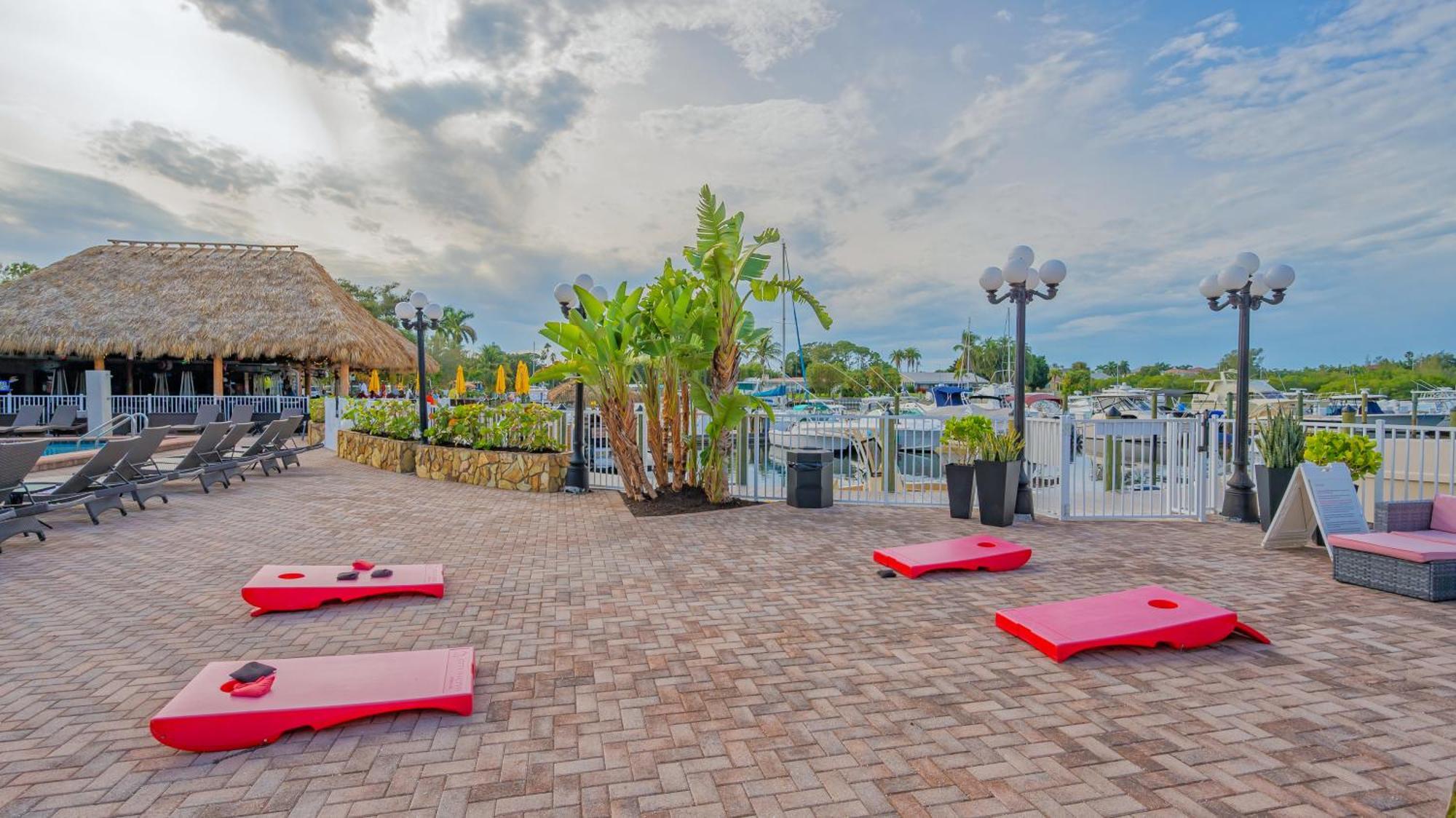 All-New Waterfront With Balcony,Pool,Tiki Bar,Gym Sarasota Dış mekan fotoğraf
