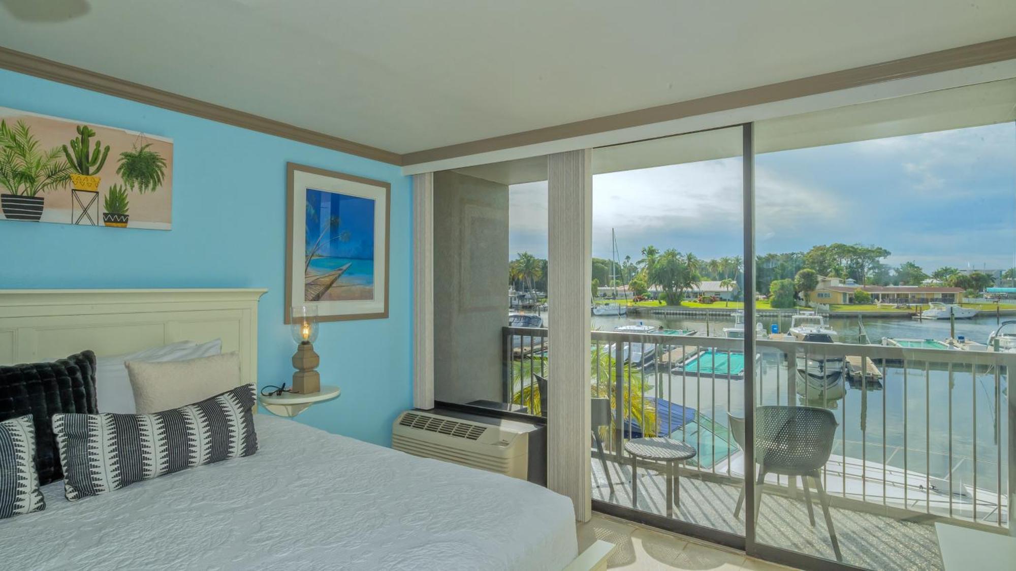 All-New Waterfront With Balcony,Pool,Tiki Bar,Gym Sarasota Dış mekan fotoğraf
