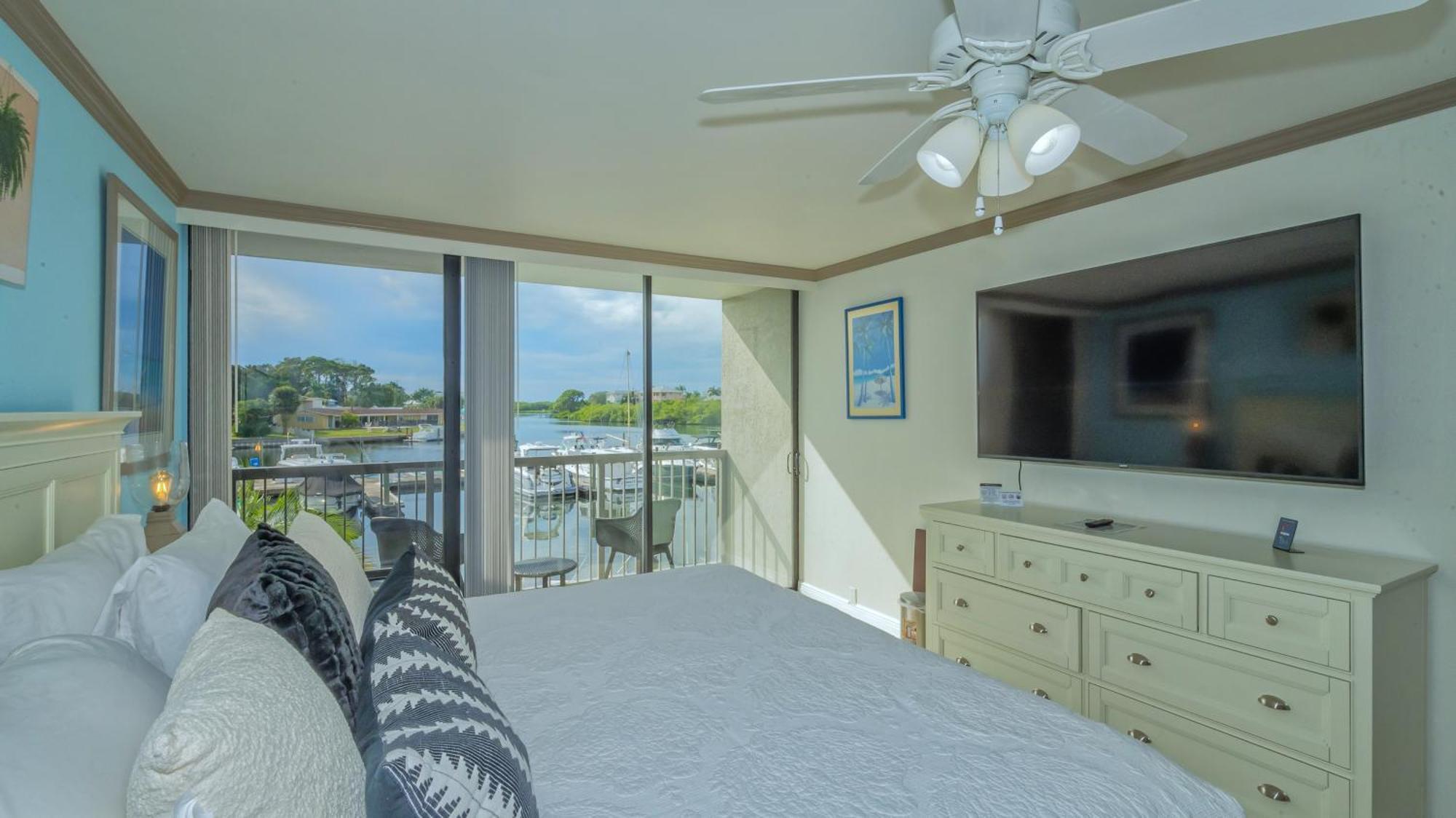 All-New Waterfront With Balcony,Pool,Tiki Bar,Gym Sarasota Dış mekan fotoğraf